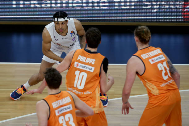 战术体系的 战术体系的