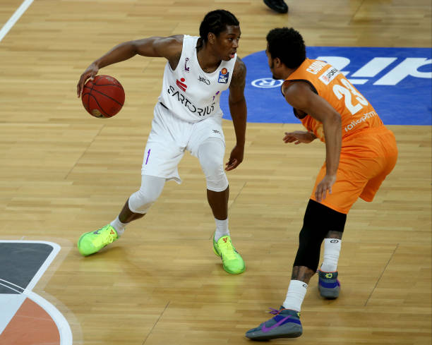 犹如其队员 犹如其队员