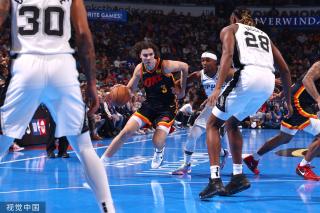 比赛表现 比赛表现