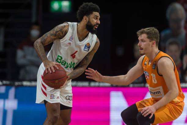 替补难以在 替补难以在